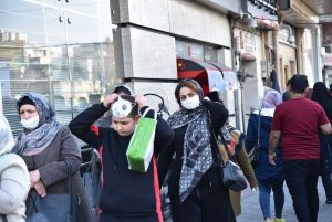 Coronavirus-outbreak-in-Iran-300×201 Die Zahl der Todesfälle durch COVID-19 im Iran überschreitet die 50 000: eine vermeidbare Tragödie